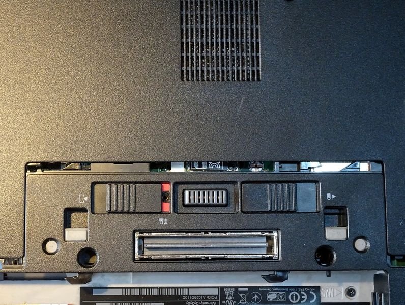 File:HP heat sink and fan 01.JPG